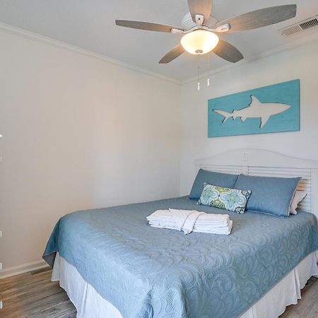 Surfside Beach Escape With Pool - Walk To Ocean! Миртъл Бийч Екстериор снимка