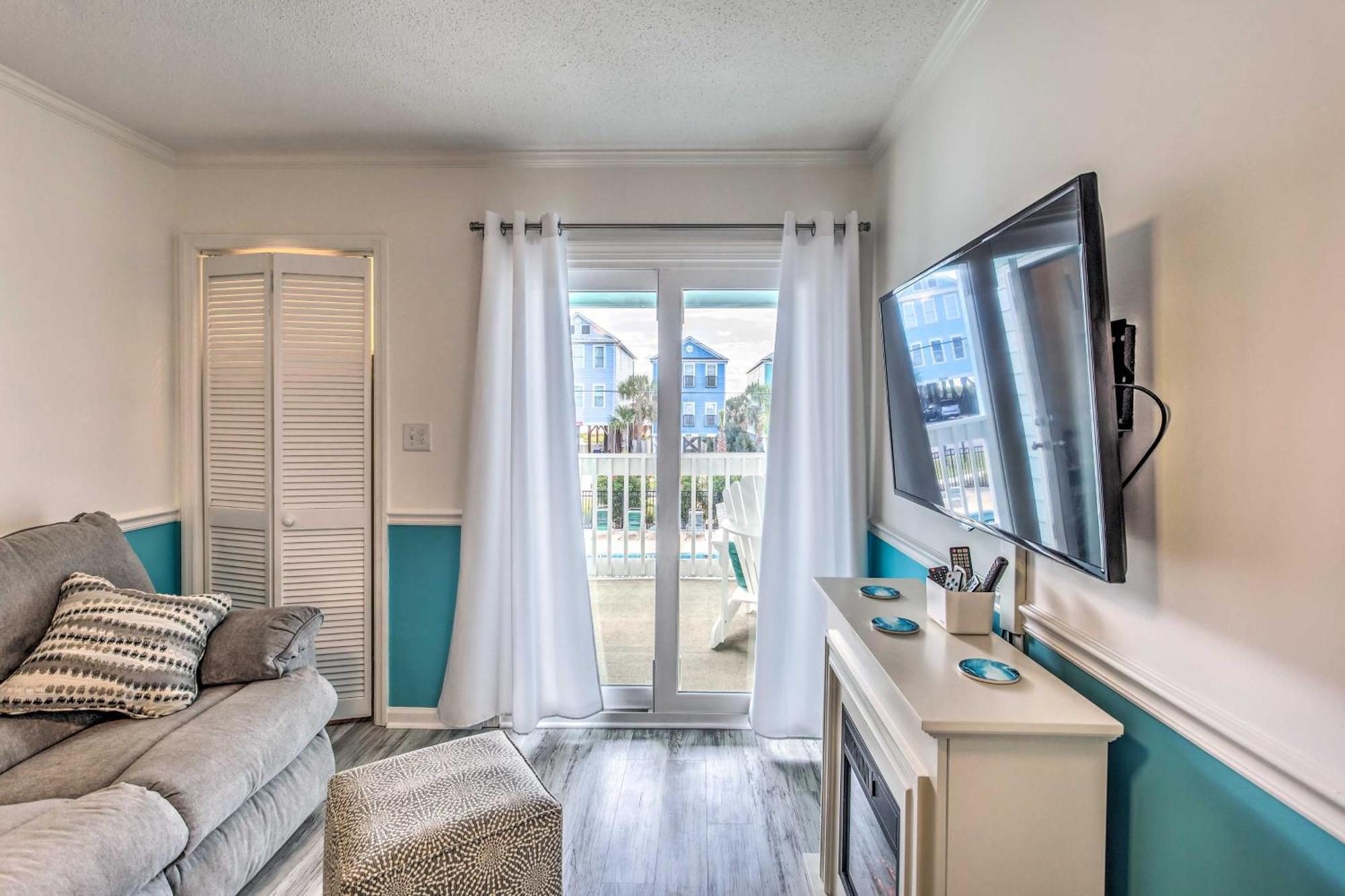 Surfside Beach Escape With Pool - Walk To Ocean! Миртъл Бийч Екстериор снимка