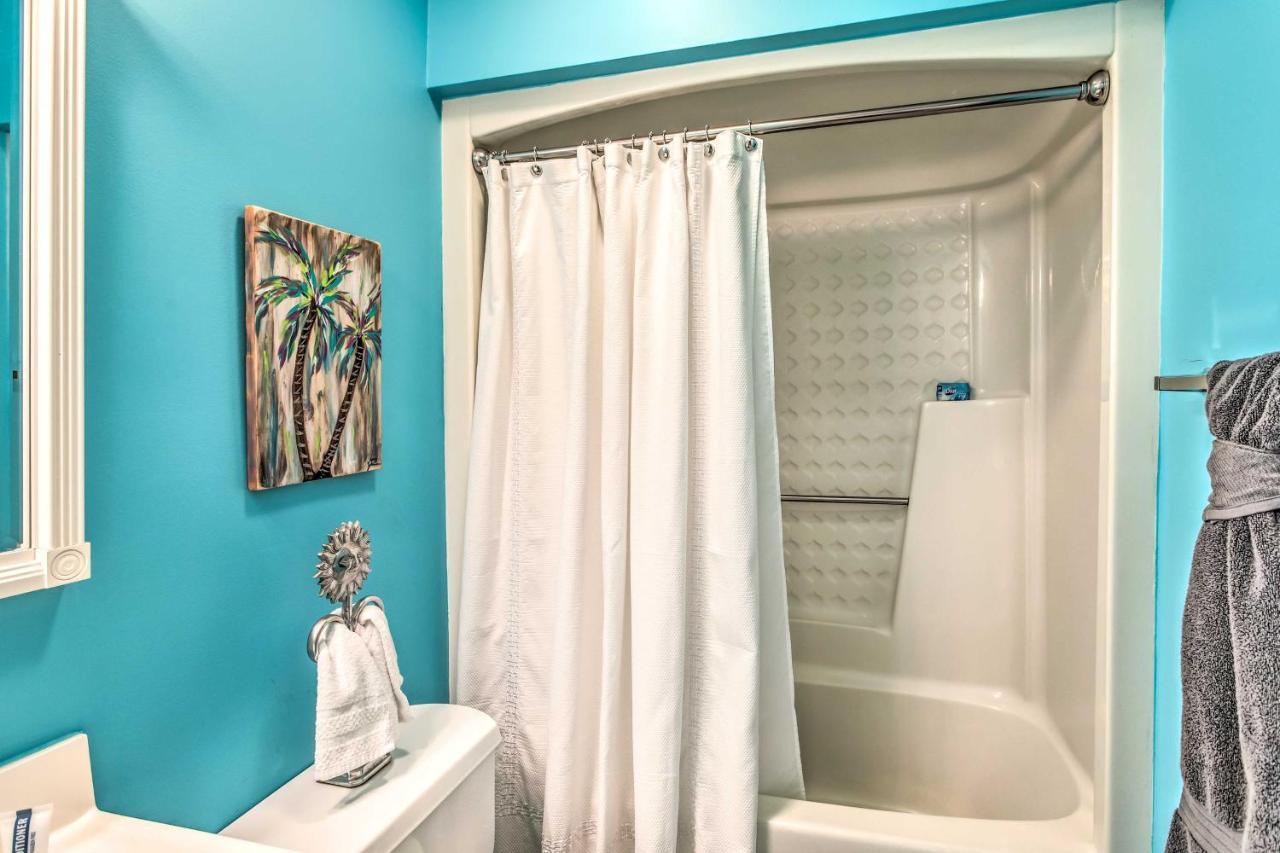 Surfside Beach Escape With Pool - Walk To Ocean! Миртъл Бийч Екстериор снимка