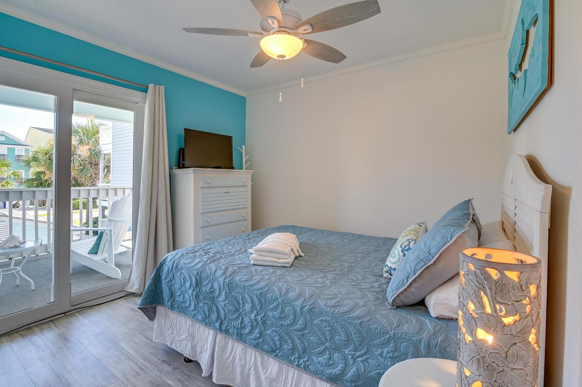 Surfside Beach Escape With Pool - Walk To Ocean! Миртъл Бийч Екстериор снимка